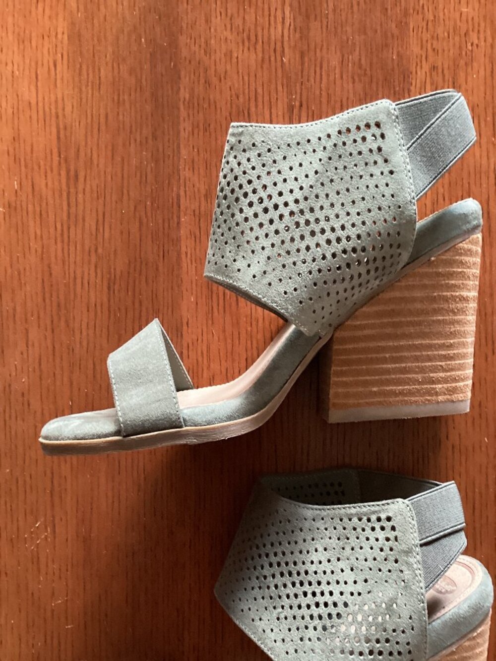 Dr. Scholl's soft real suede stacked heel sandals (believed to be size 8.5)